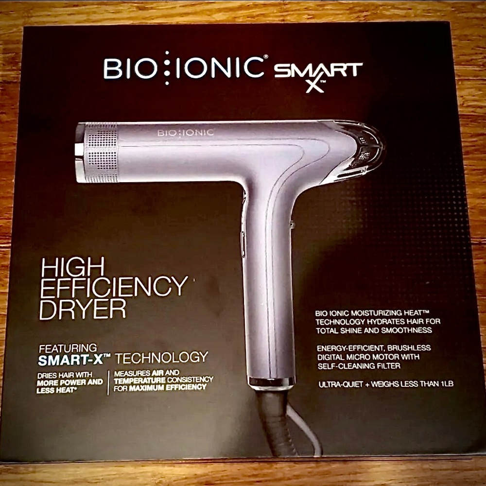 BIO IONIC SMART X HIGH EFFICIENCY DRYER. Used 1 X for Demo purposes.